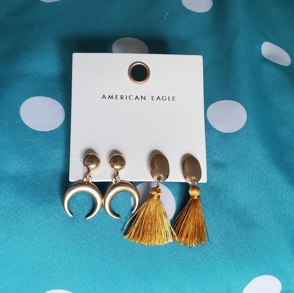 AE 2-Pack Gold Cresent Earrings